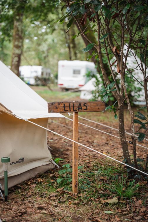 Tipi au sein du camping à Azur Tipi au sein du camping à Azur